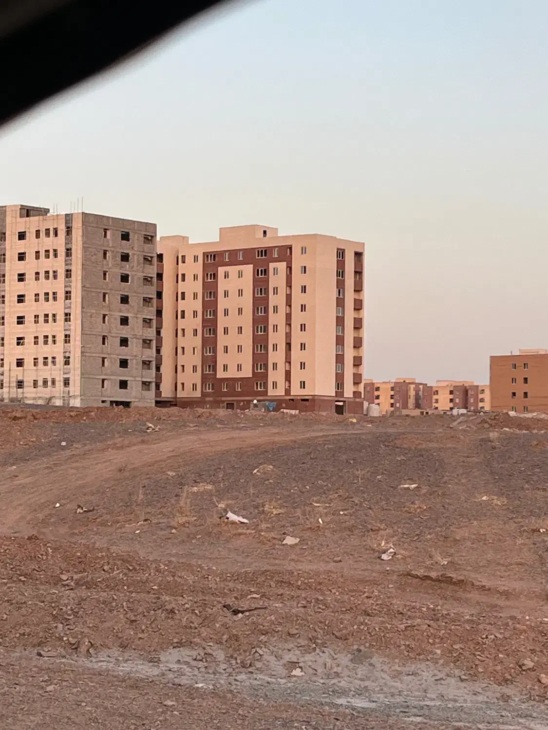 با ۳۰۰ میلیون صاحب خانه شدید|فروش آپارتمان|پرند, فاز ۰|دیوار