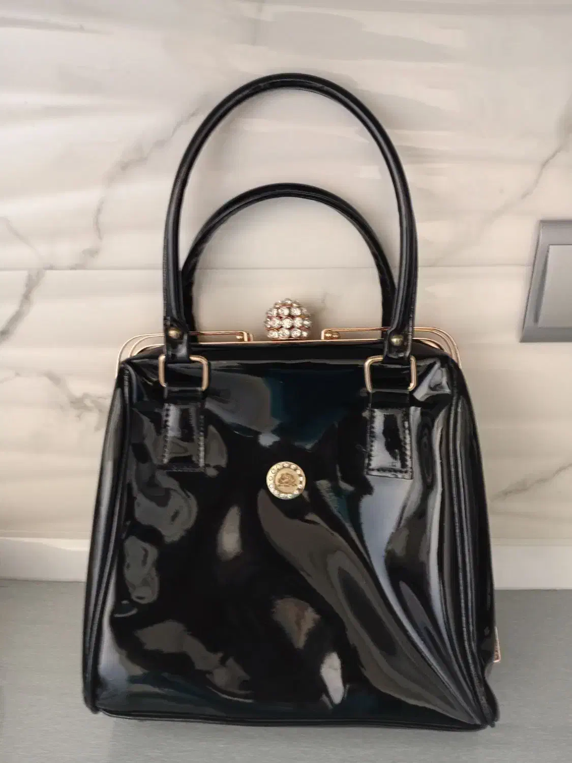 کیف ورنی خارجی|کیف، کفش، کمربند|فلاورجان, |دیوار