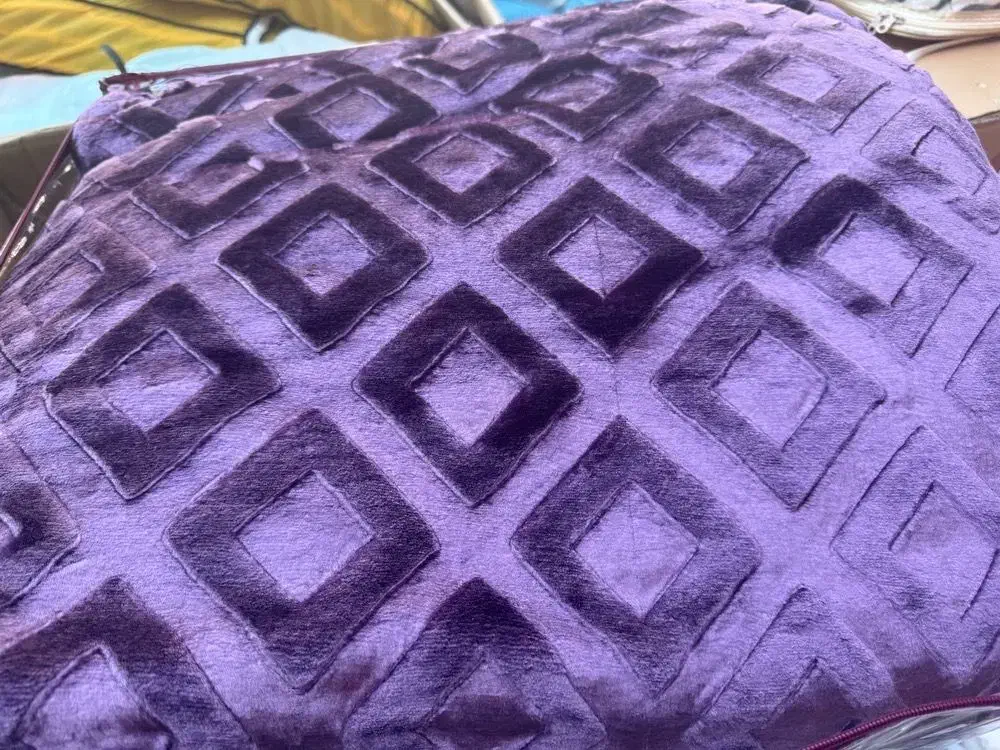 پتو  به قیمت عمده|رختخواب، بالش، پتو|گلبهار, شهر جدید گلبهار|دیوار