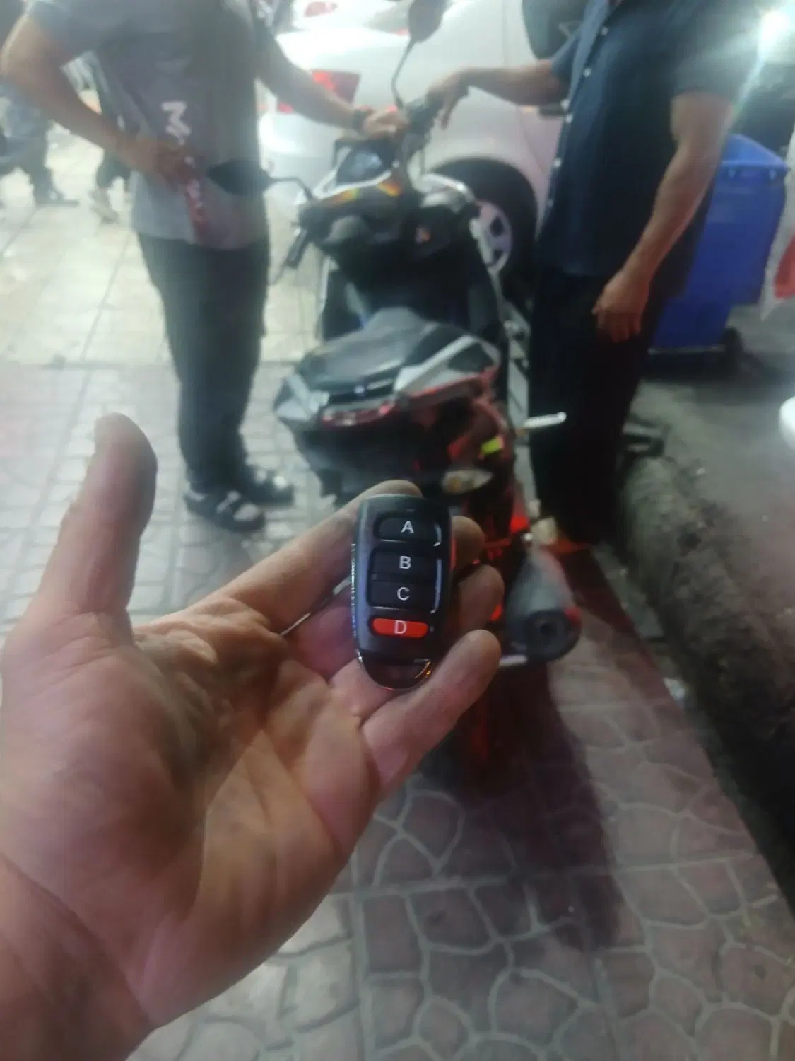 ریموت کیلس کلیک آیروکسnmax xmaxواریو طرح کیلیک|قطعات یدکی و لوازم جانبی|تهران, شمیراننو|دیوار
