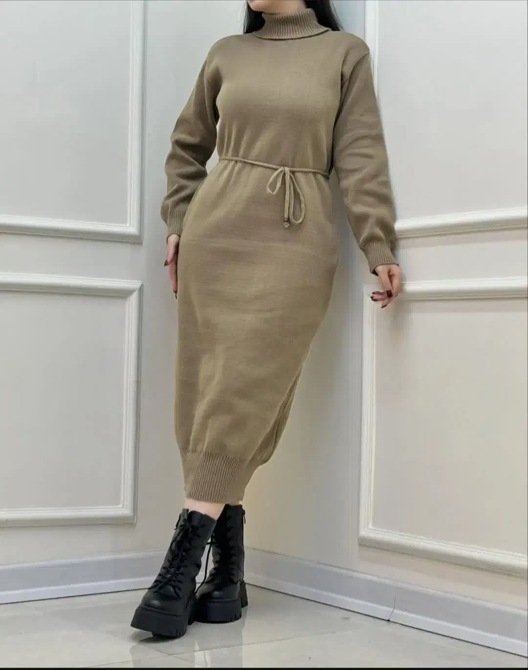 بافت بلند همراه کمربند باریک|لباس|فولادشهر, B4|دیوار