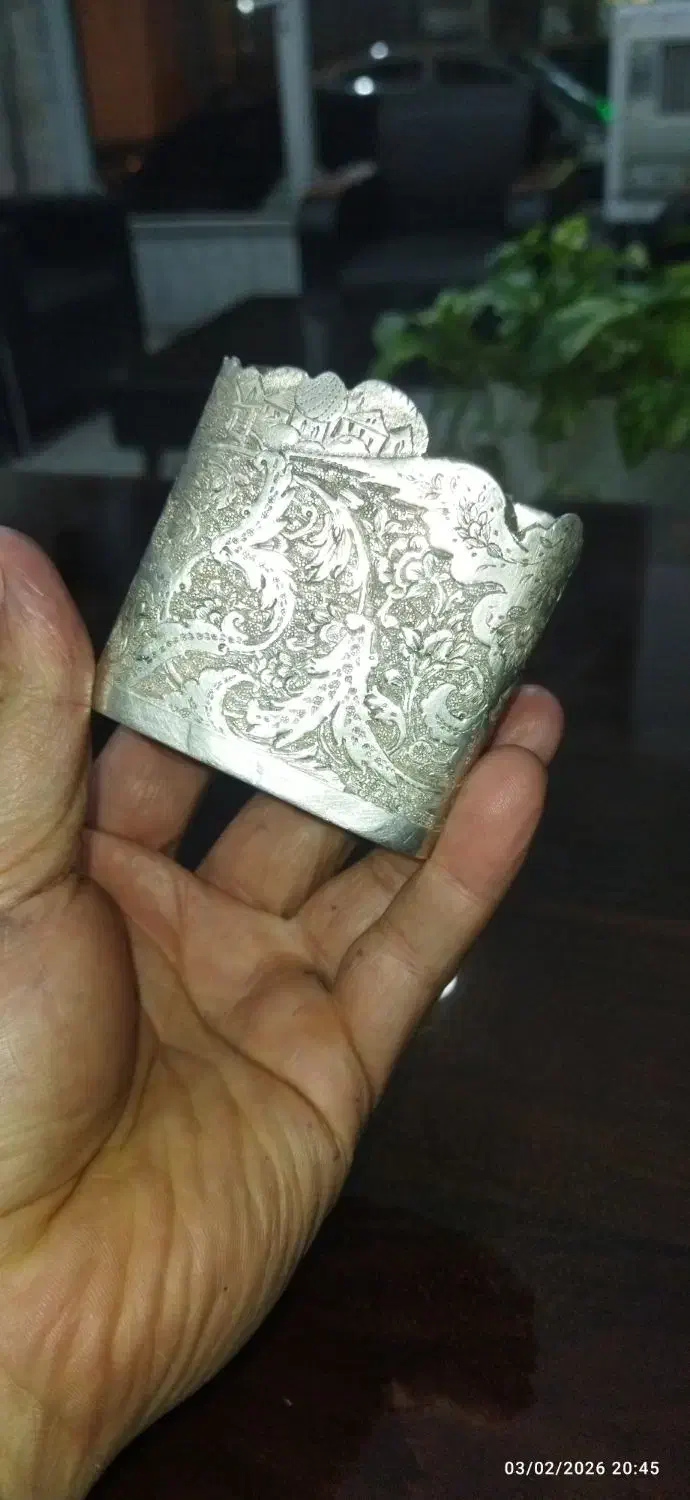 جا سیگاری نقره|کلکسیون اشیاء عتیقه|قدس, شهر‌قدس|دیوار