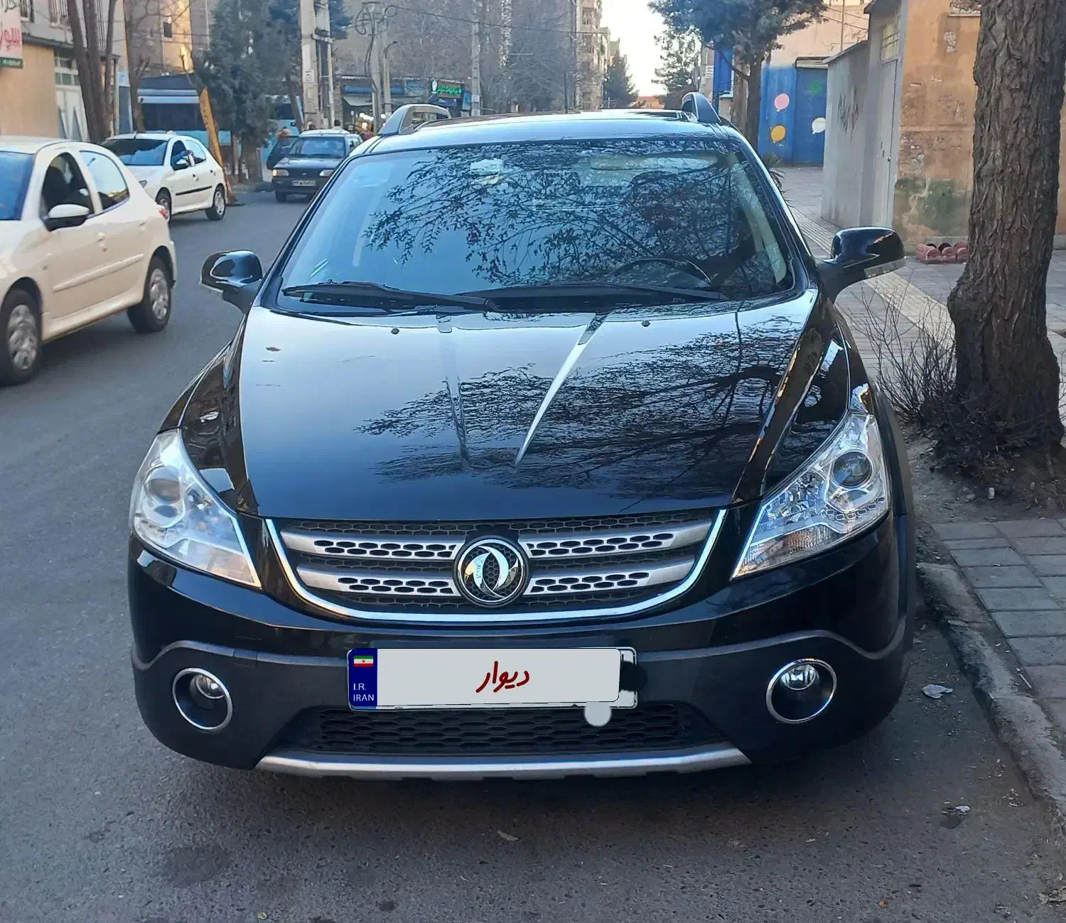 اچ سی کراس|خودرو سواری و وانت|تهران, ارامنه|دیوار