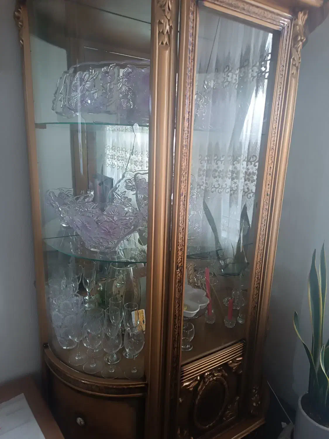 یک عدد بوفه درحد نو|بوفه، ویترین، کنسول|کردکوی, |دیوار