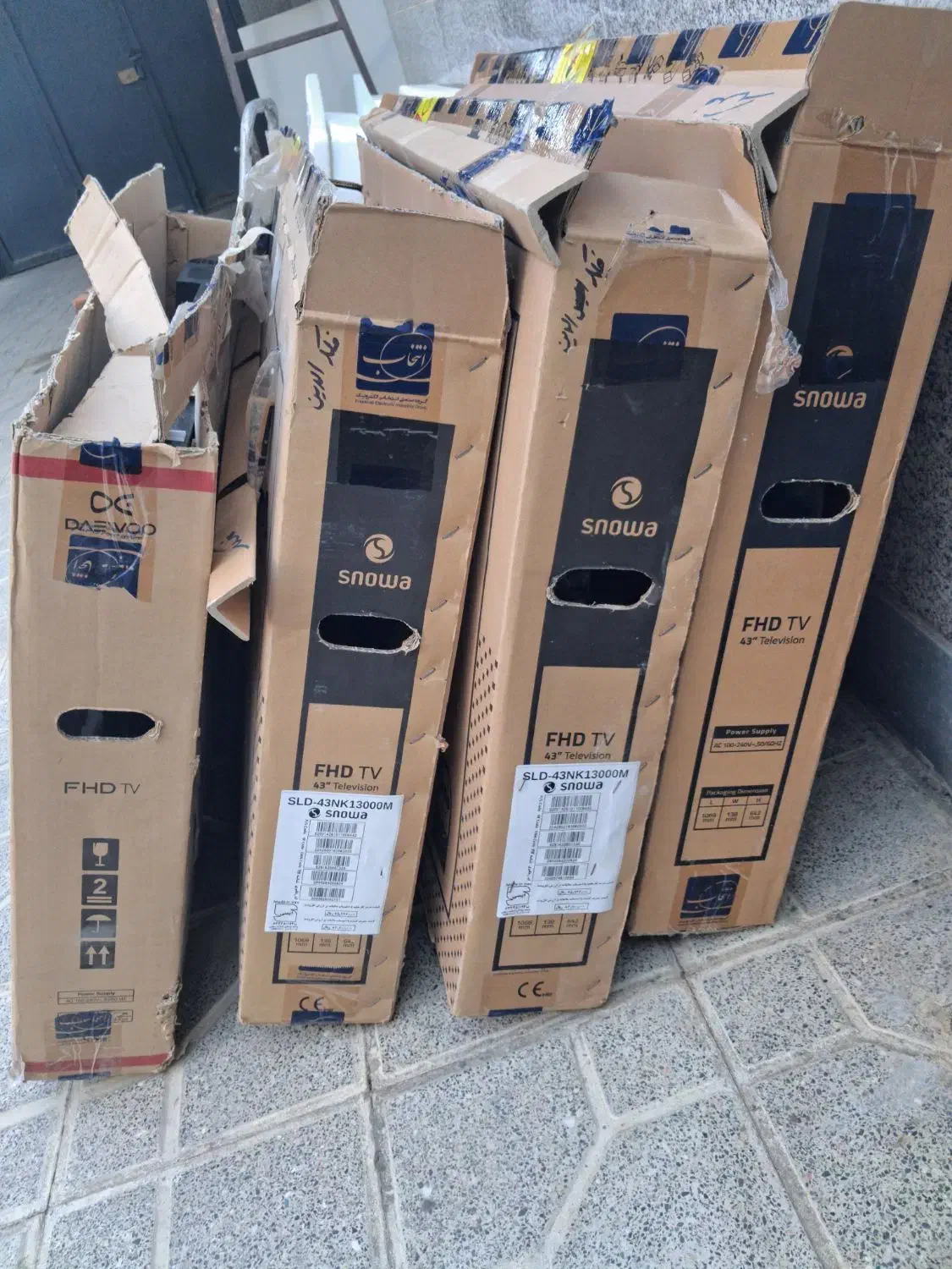 ۴ عدد ال ای دی ۴۳ اینچ اسنوا و دوو|تلویزیون و پروژکتور|نهاوند, |دیوار