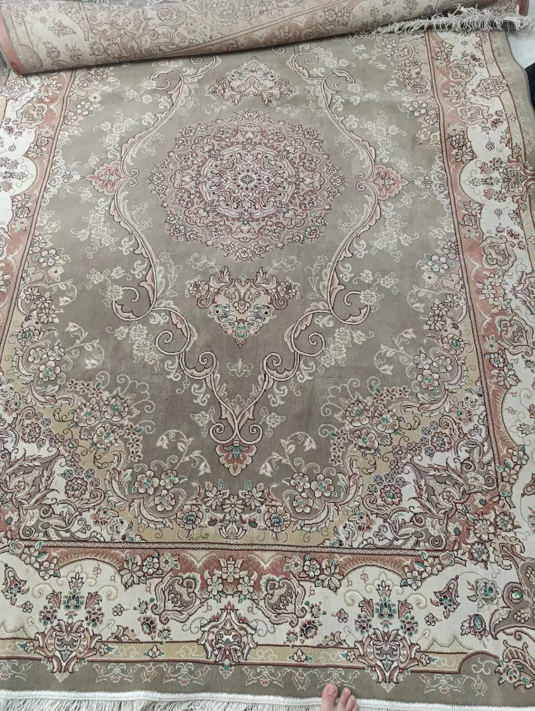 فرش 6 متری|فرش|پرند, فاز ۶|دیوار