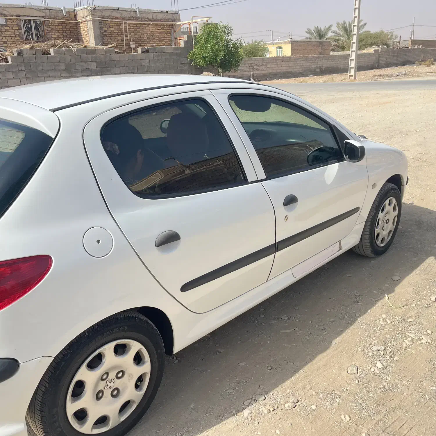 پژو ۲۰۶تیپ دو ۹۸|خودرو سواری و وانت|ارزوئیه, |دیوار