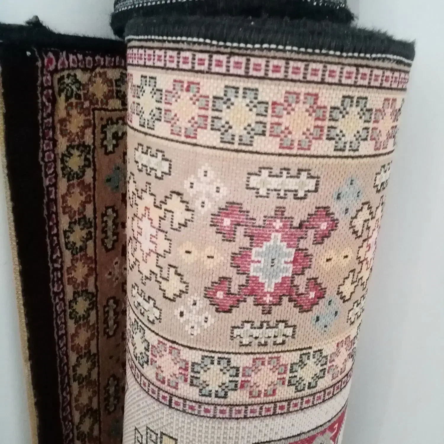 فرش 1ونیم در 220|فرش|نیشابور, شهرک فیروزه|دیوار