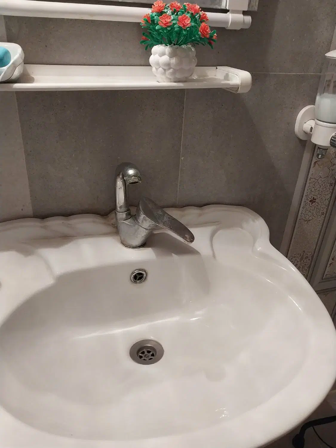 روشویی|لوازم سرویس بهداشتی|کرمان, |دیوار