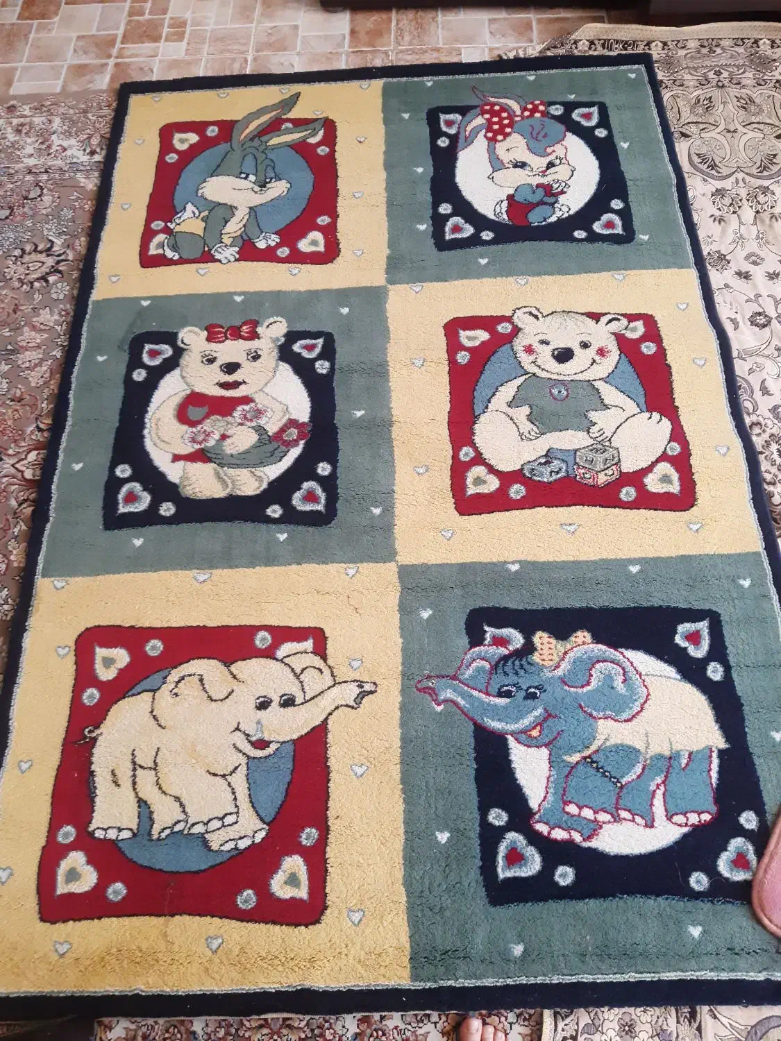 گلیم فرش ۴ متری کودک|فرش|خرم‌آباد, |دیوار