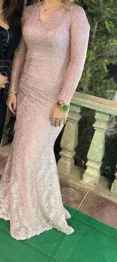 لباس مجلسی زنانه|لباس|بابل, |دیوار