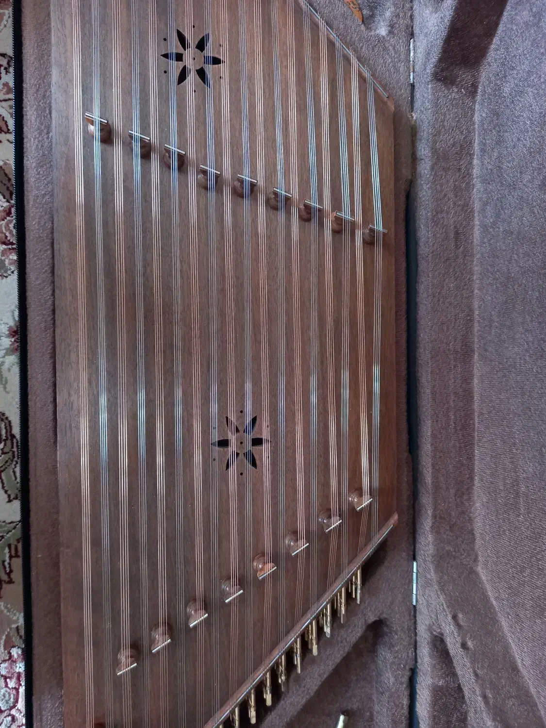 سنتور و ویلن دستساز جنس چوب گردو|سازهای سنتی|خمینیشهر, |دیوار