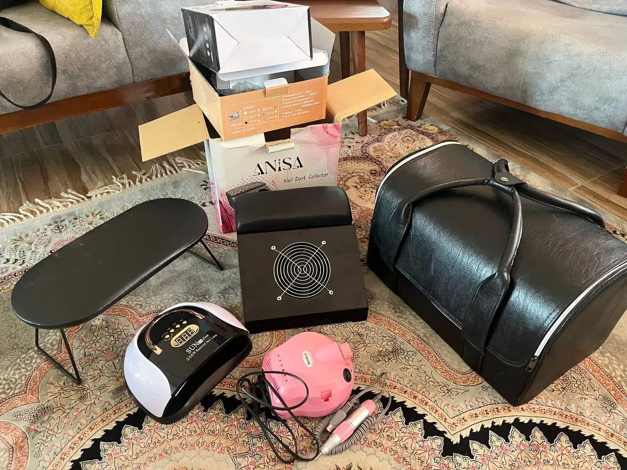 لوازم برقی و وسایل کاشت ناخن|آرایشی، بهداشتی، درمانی|لاهیجان, گلستان|دیوار