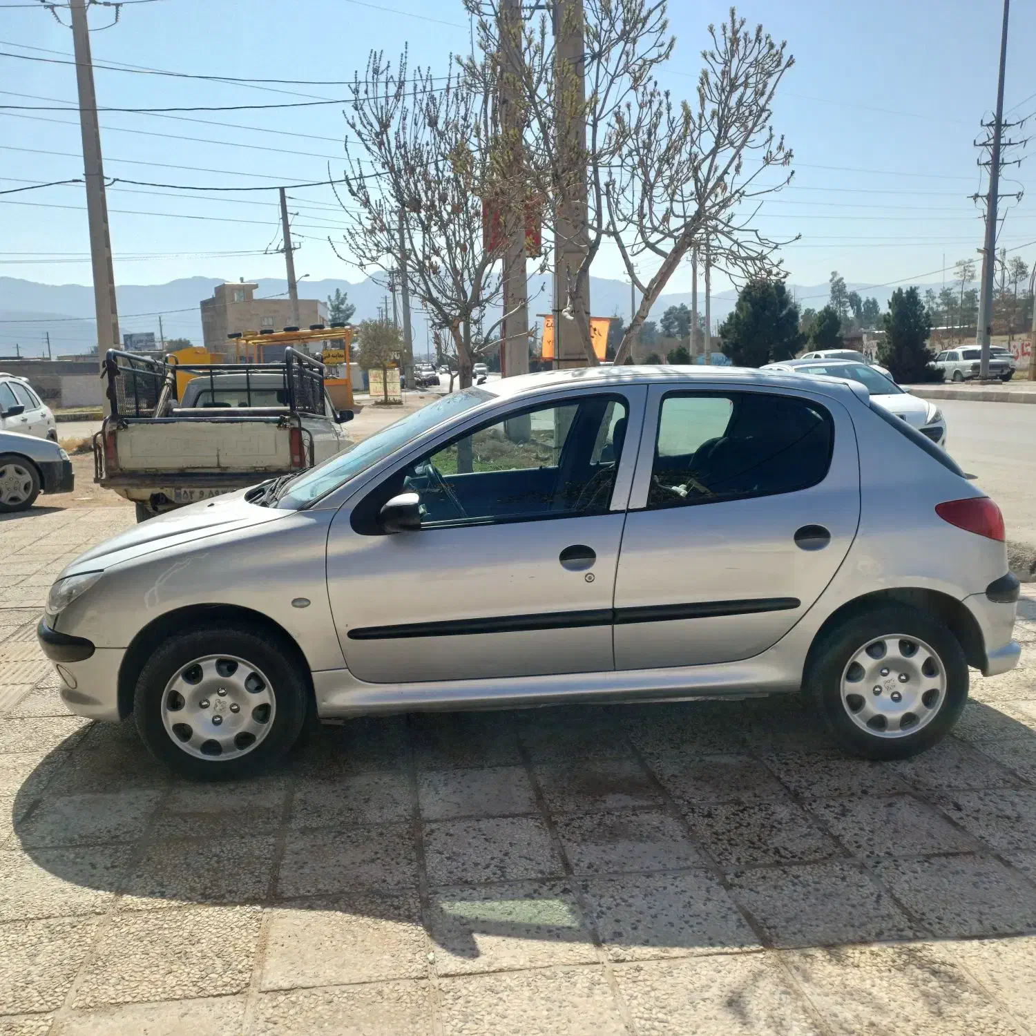 پژو ۲۰۶ مدل۸۵|خودرو سواری و وانت|شیراز, زیباشهر|دیوار