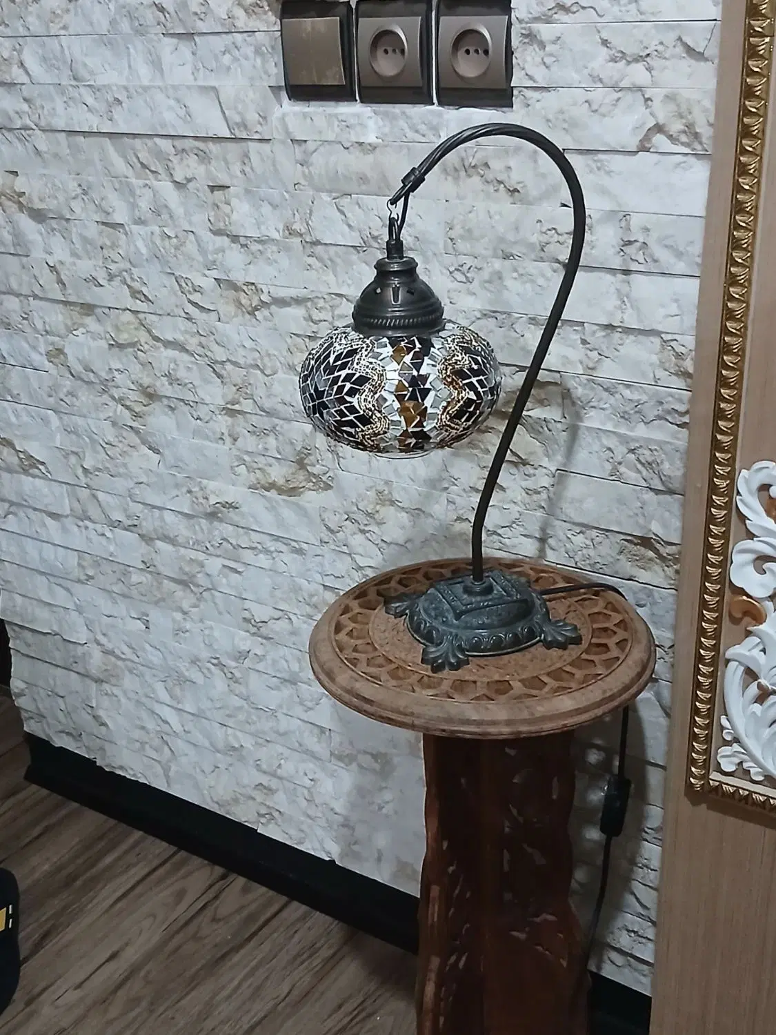 آباژور|چراغ خواب و آباژور|اهواز, کوی باهنر|دیوار