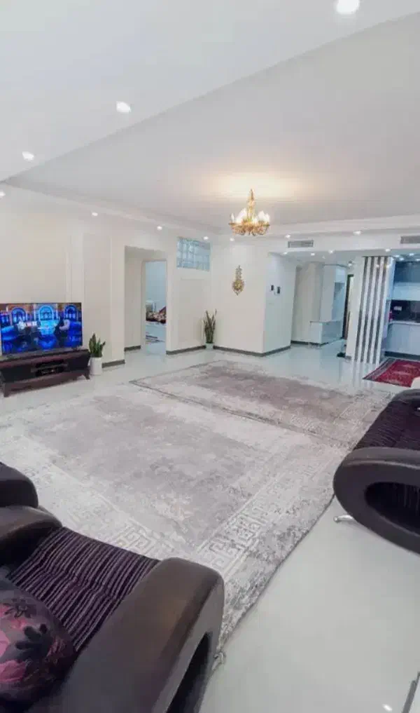 ۱۳۰مترباکری/۳خواب/سالن پرده خور/دیزاین شده|فروش آپارتمان|اسلام‌شهر, شهرک سعیدیه|دیوار