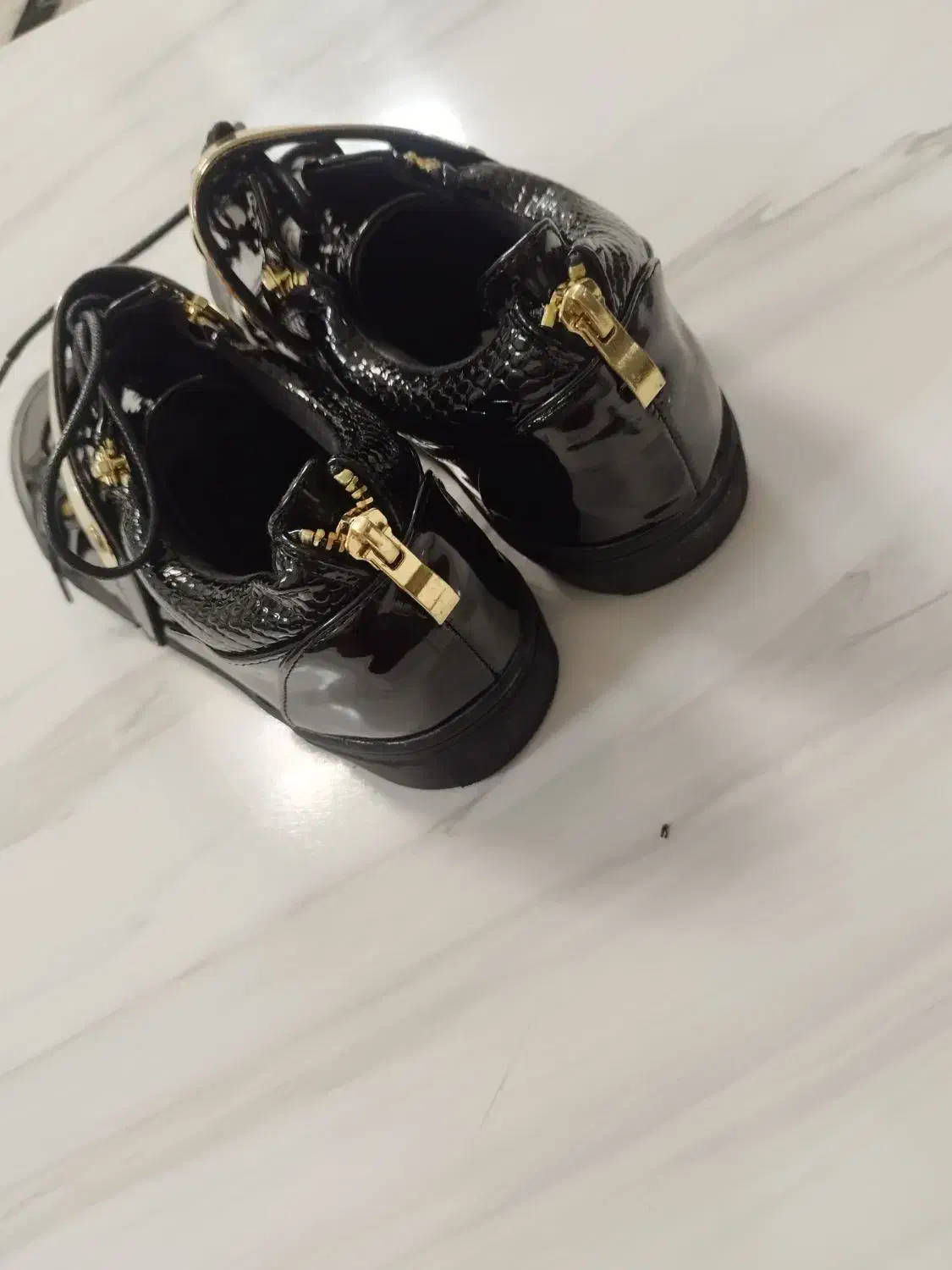 کفش زنانه مشکی براق بندی|کیف، کفش، کمربند|قم, محمد آباد|دیوار