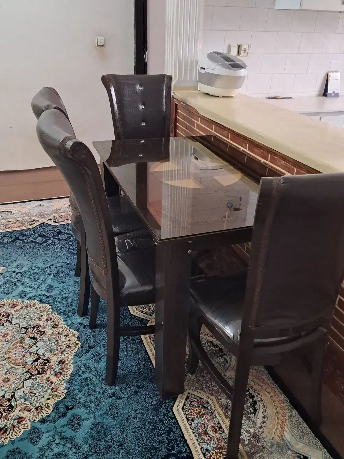 ناهارخوری ۴نفره|میز و صندلی غذاخوری|تاکستان, |دیوار