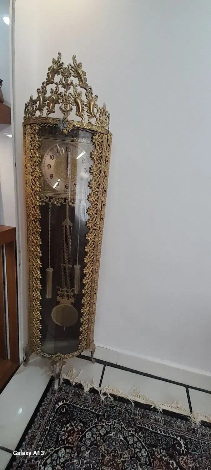 ویترین و ساعت|بوفه، ویترین، کنسول|لردگان, |دیوار