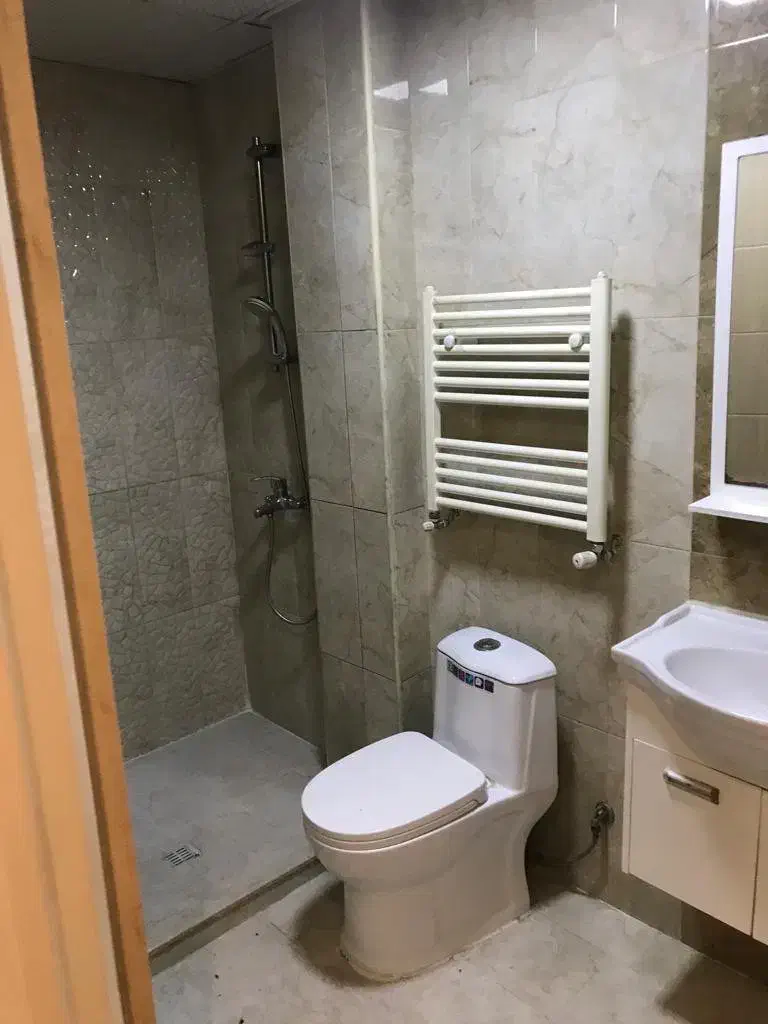 ۱۱۱ متر / ایران زمین / امکانات فول