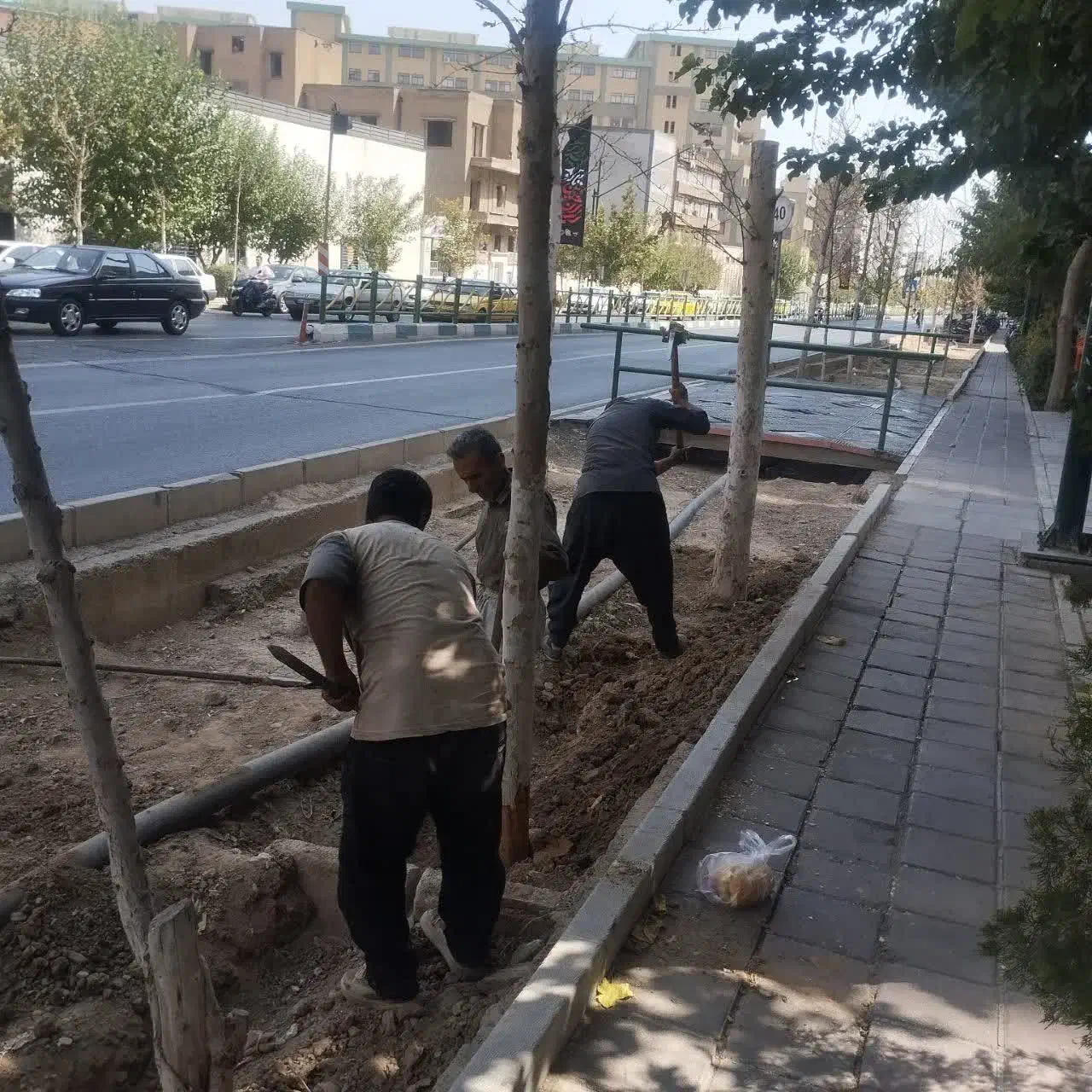 کارگر حفار آبرسانی وکارگر ساده|استخدام معماری، عمران و ساختمانی|تهران, نارمک|دیوار