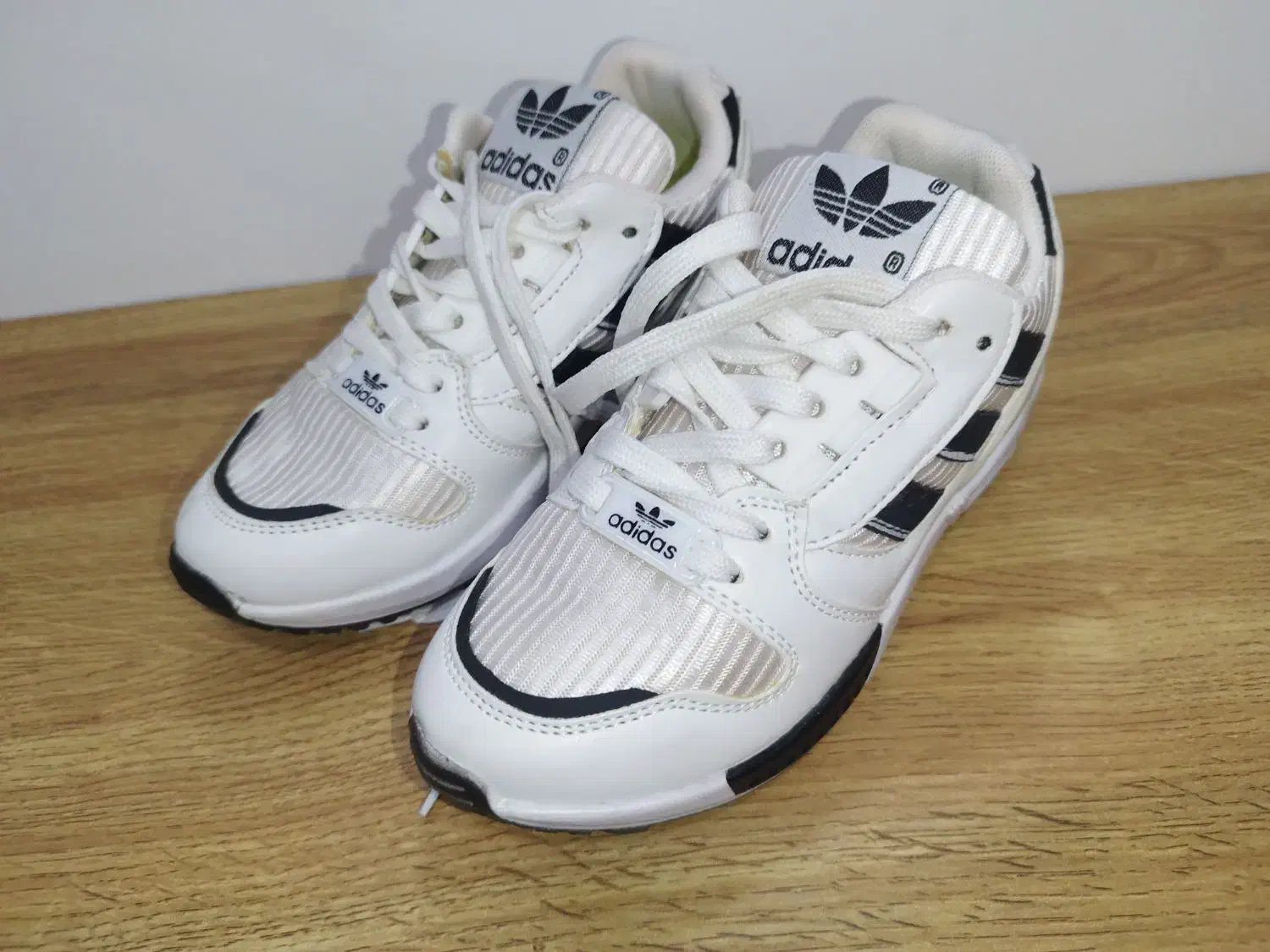 کتونی آدیداس|کفش و لباس بچه|سرخنکلاته, |دیوار