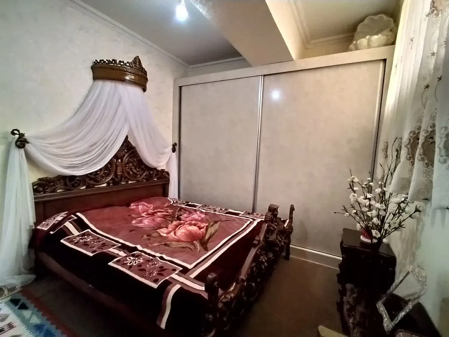 تختخواب سلطنتی تمام چوب|تخت و سرویس خواب|تهران, هاشمی|دیوار