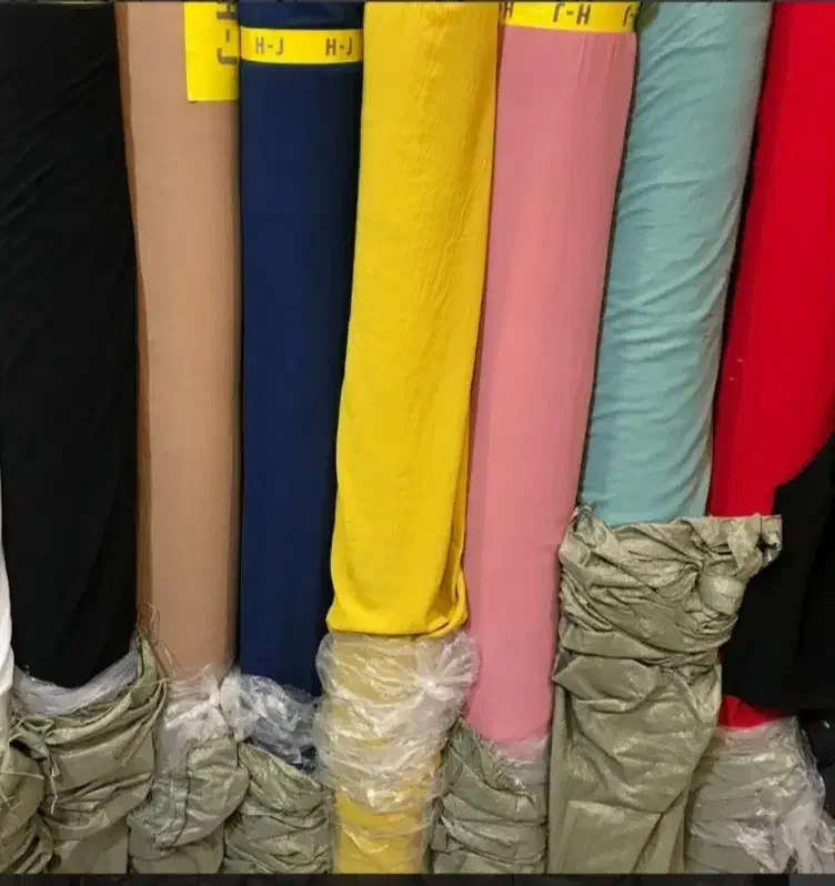 حراج پارچه ابرو بادی گرم بالا تضمینی دون دون نمیشه|لوازم خیاطی و بافتنی|قروه, |دیوار