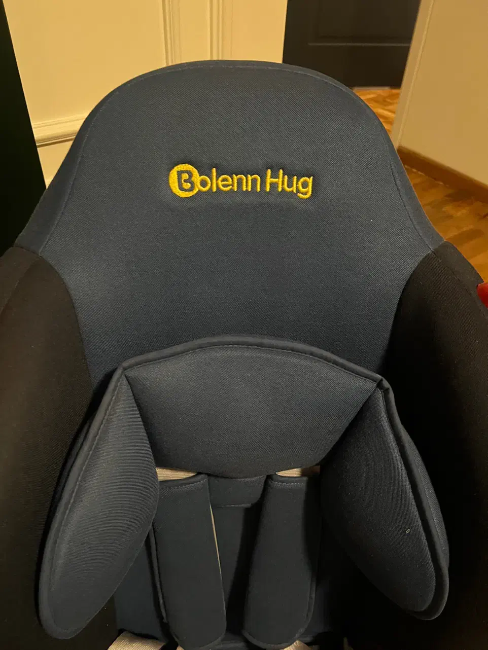 صندلی ماشین bolenn hug|تخت و صندلی بچه|تهران, شهرک غرب|دیوار