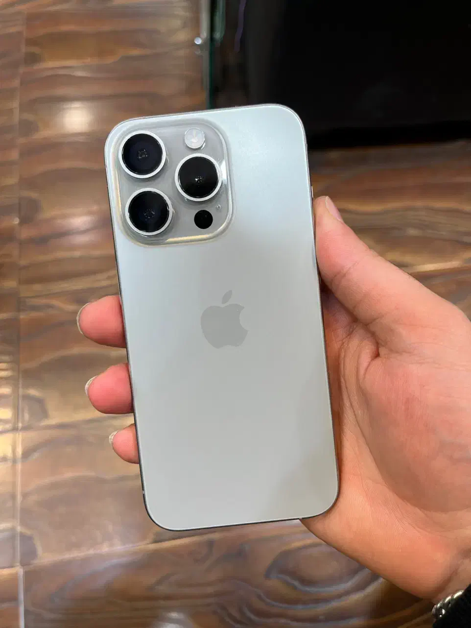 آیفون ۱۵ پرو ۲۵۶ گیگ|موبایل|تهران, باغ فیض|دیوار