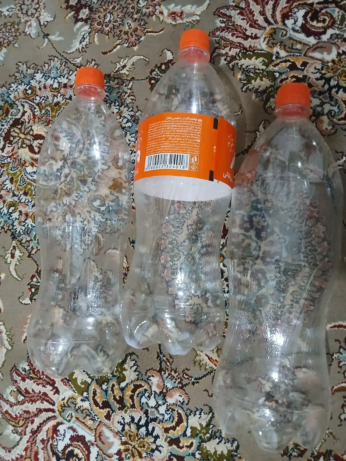 تعدادی وسایل و لباس|لباس|سنندج, |دیوار