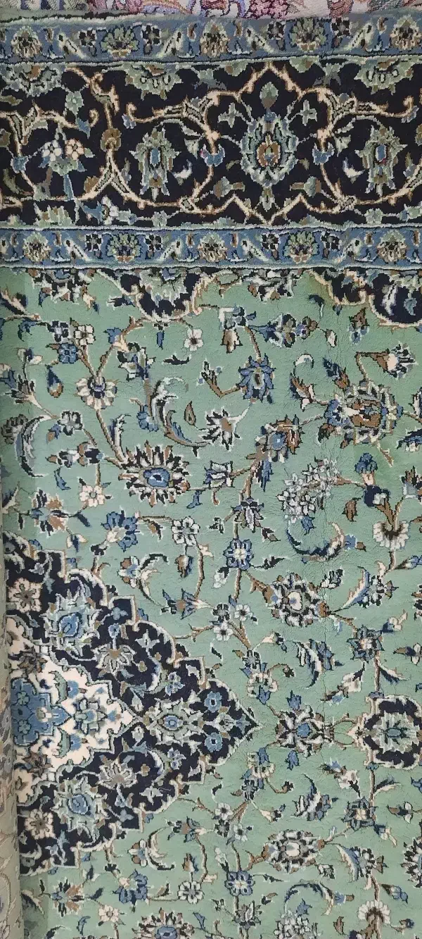 فرش ۶ متری سالن بدون پارگی|فرش|رشت, پیرسرا|دیوار