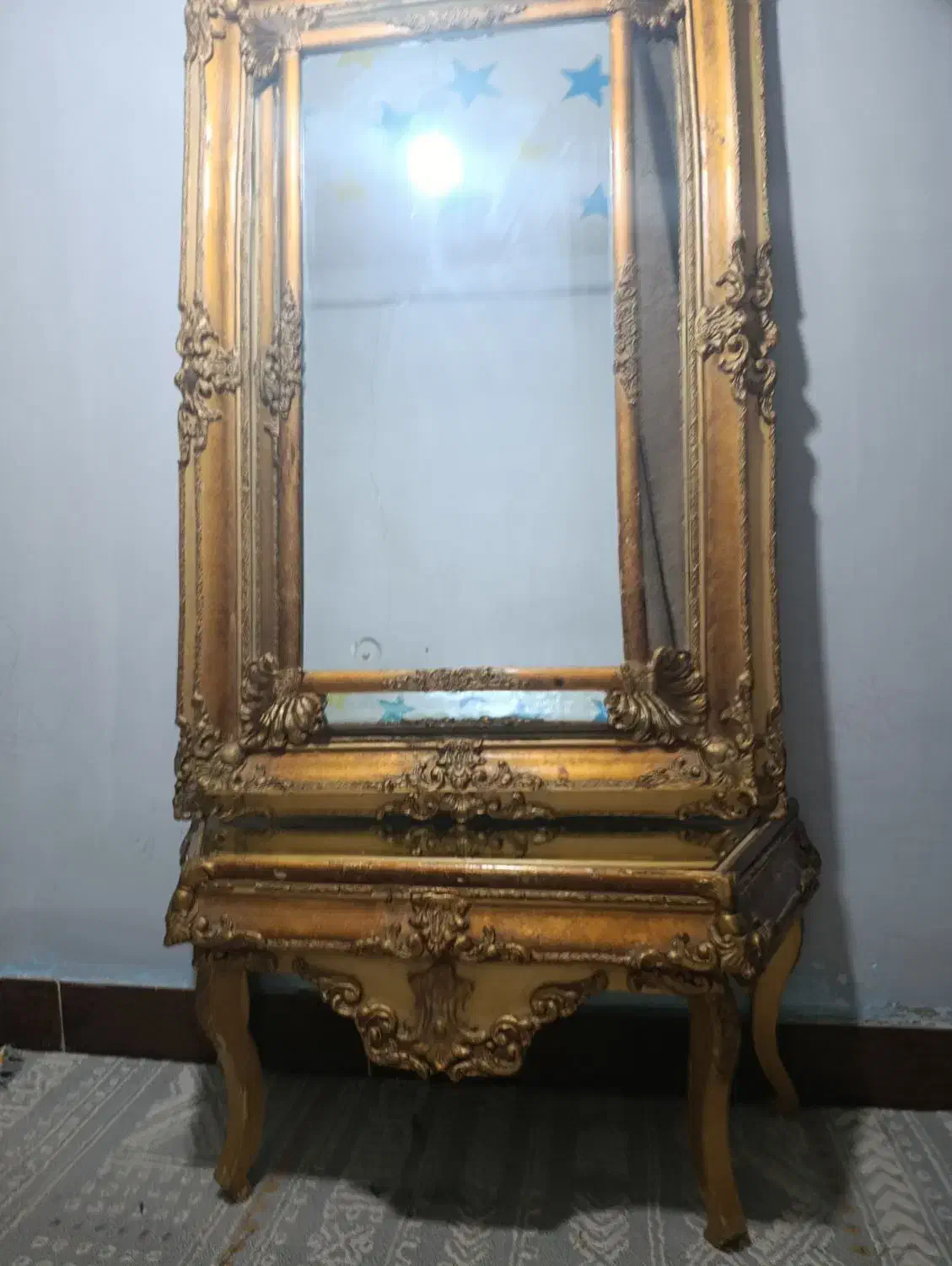 آیینه|آینه|تربت‌حیدریه, طالقانی|دیوار