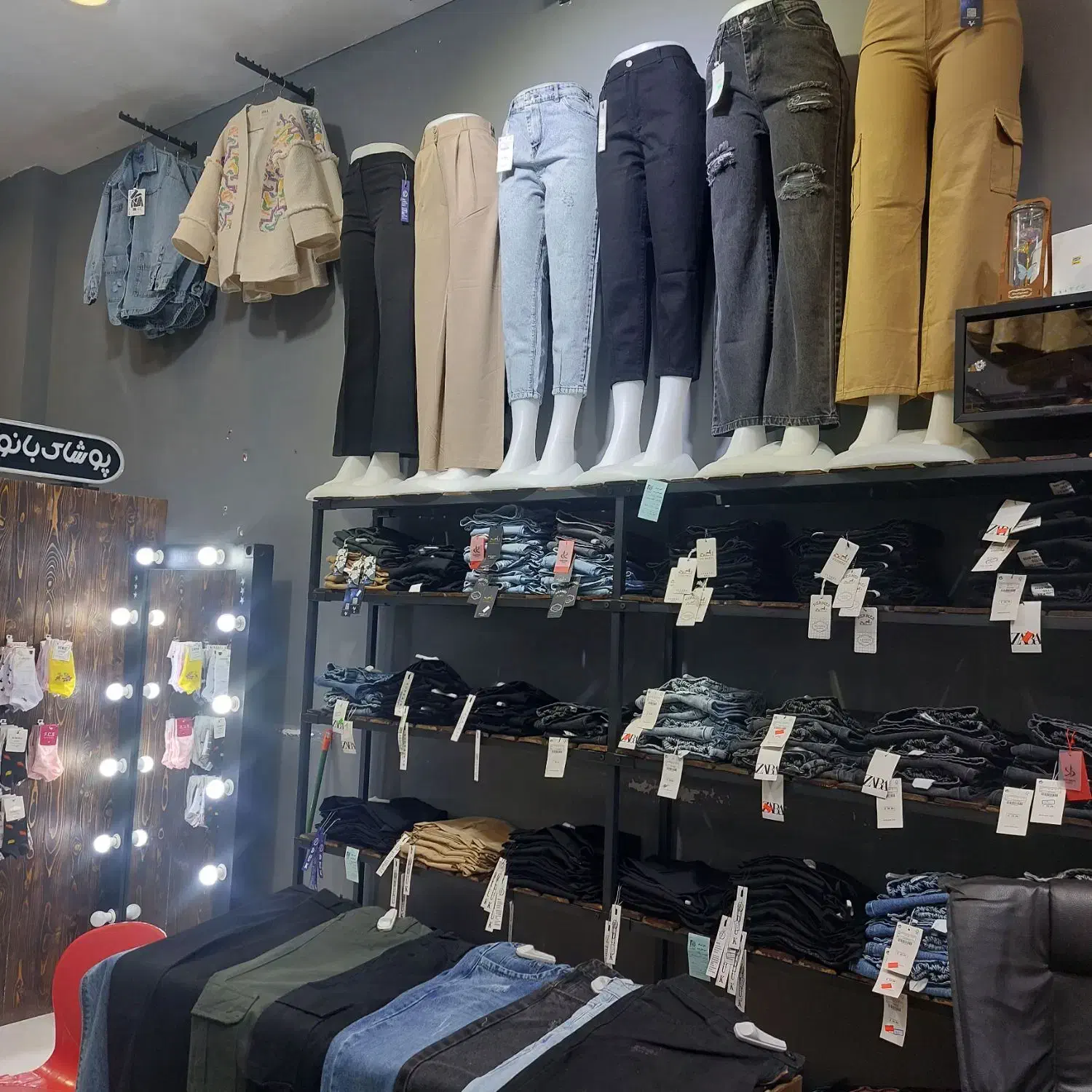 واگذاری مغازه بوتیک زنانه|لباس|بم, |دیوار