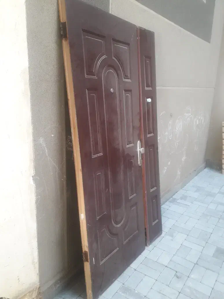 درب ورودی آپارتمان|مصالح و تجهیزات ساختمان|گلبهار, شهر جدید گلبهار|دیوار