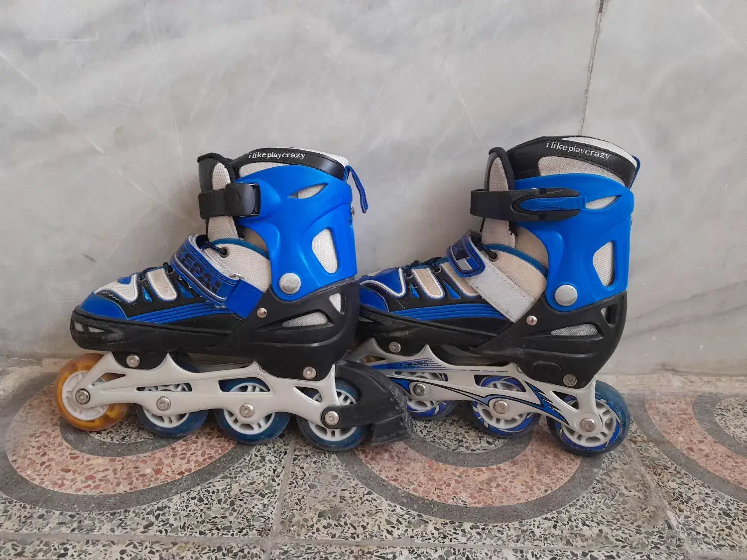 کفش اسکیت|دوچرخه، اسکیت، اسکوتر|دورود, |دیوار