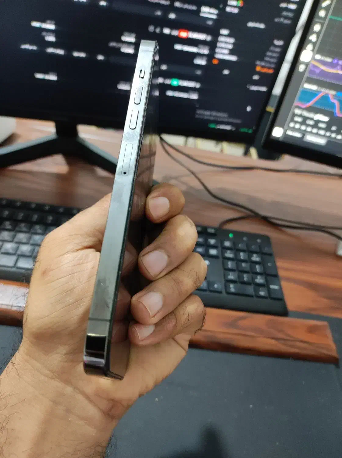 اپل ۱۳پرومکس llaیک ترابایت توافقی|موبایل|تهران, جنت‌آباد مرکزی|دیوار