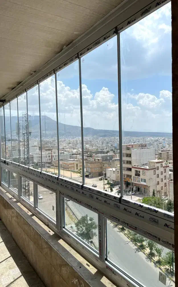 شیشه بالکنی تاشو سکوریت جانپناه شیشه ای|مصالح و تجهیزات ساختمان|ایلام, |دیوار