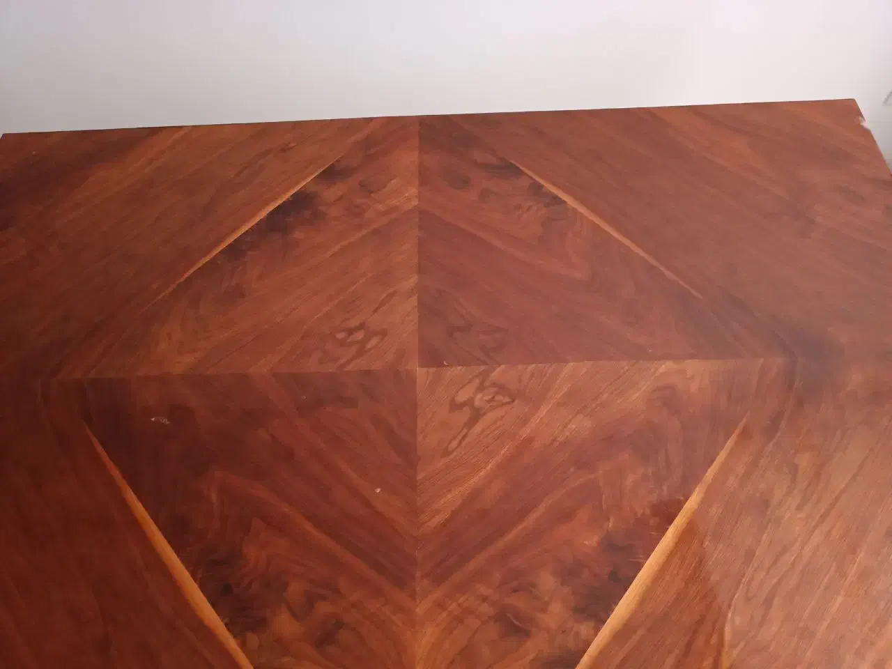 میز ناهار خوری ۸ نفره چوب راش|میز و صندلی غذاخوری|درگز, |دیوار