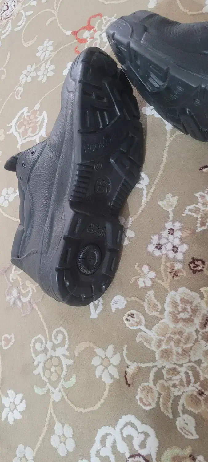 کفش ایمنی|کیف، کفش، کمربند|بستان آباد, |دیوار