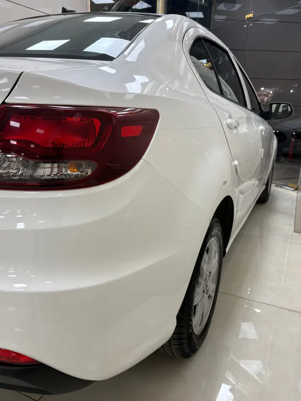 شاهین سانروف|خودرو سواری و وانت|کاشان, درب جوشقان|دیوار