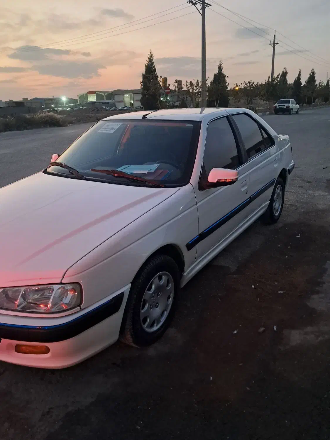 پژوپارس۱۴۰۰|خودرو سواری و وانت|شاهین‌شهر, گرگاب|دیوار