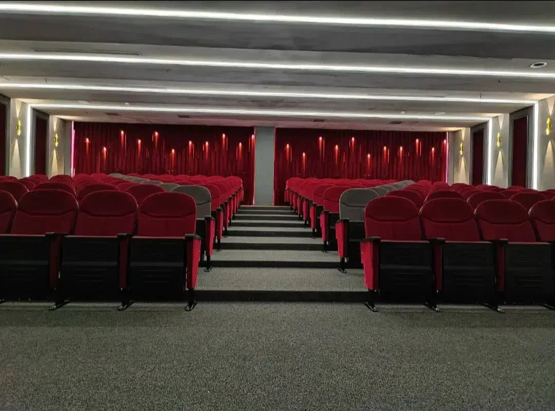 ویـو باز و بدون مشرف در         برج باغ رونیکـا