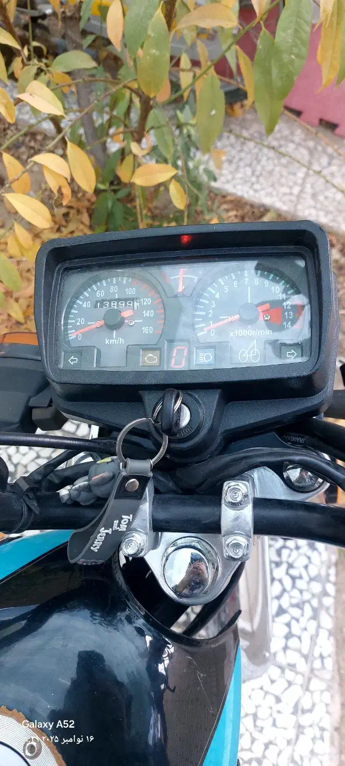 موتور 200|موتورسیکلت|مبارکه, |دیوار