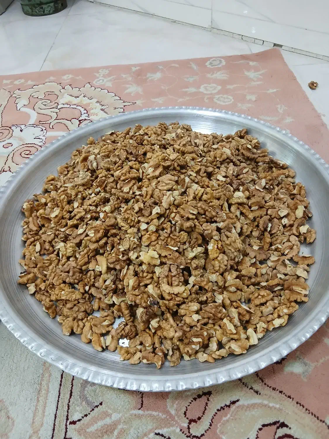 ۱۵۰ کیلو گردوی مرغوب فروش یکجا|خوردنی و آشامیدنی|تهران, مسعودیه|دیوار