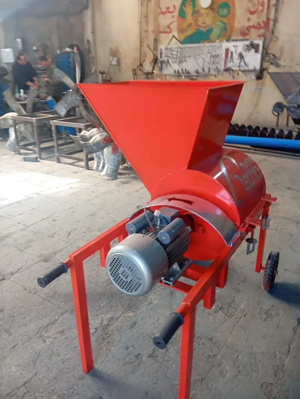 میکسر و علوفه خرد کن چند کاره//باظرفیت های مختلف//|ماشین‌آلات صنعتی|نطنز, |دیوار