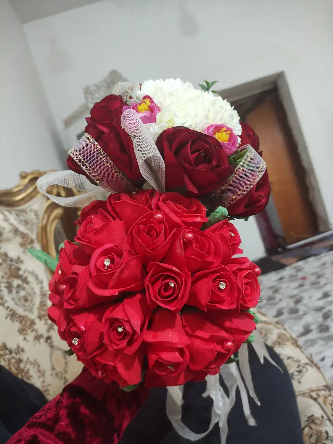 دسته گل عروس|گل مصنوعی|خوی, |دیوار