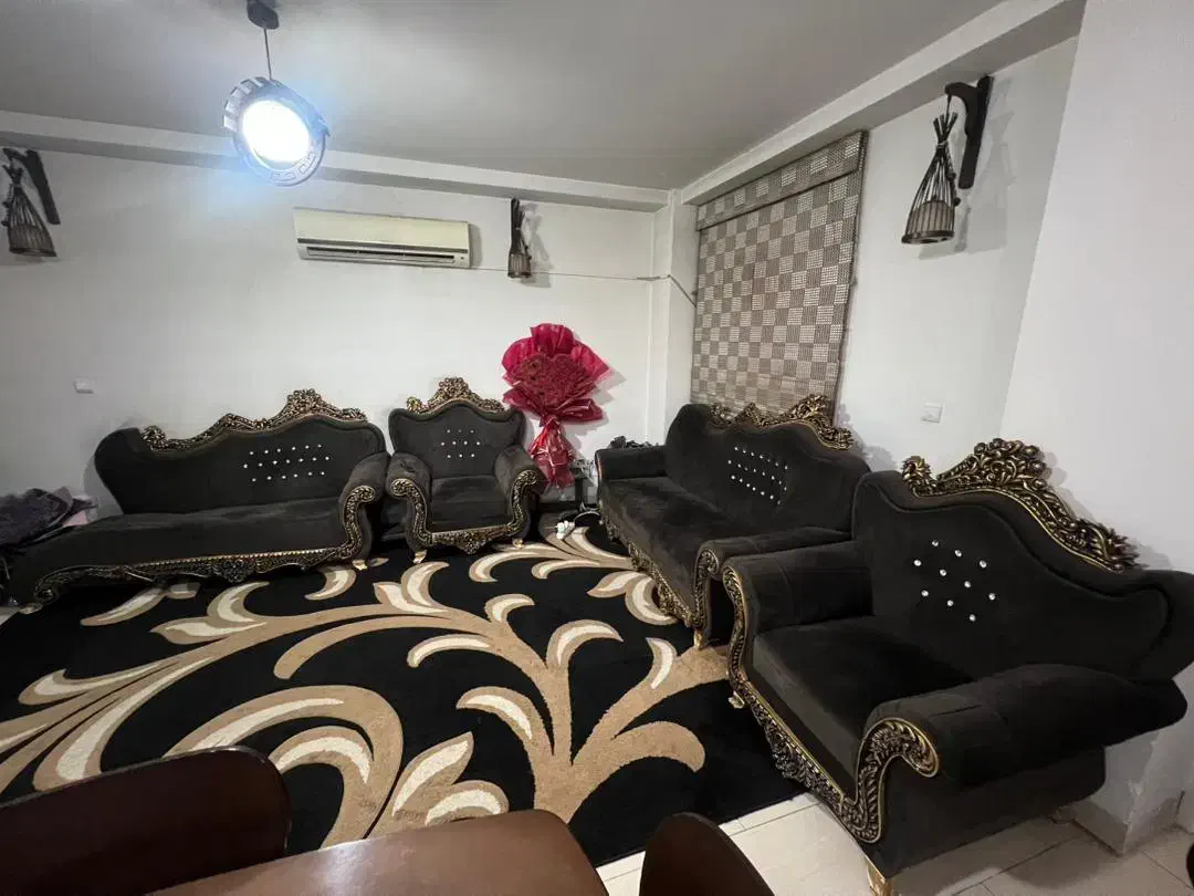 مبل ۸ نفر شیک و در حد|مبلمان خانگی و میز عسلی|شیراز, فرهنگ شهر|دیوار