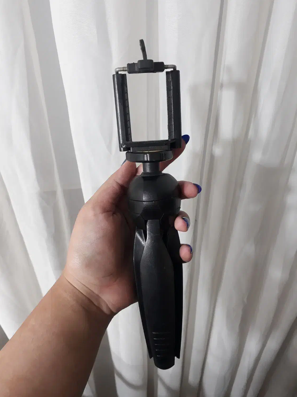 نگهدارنده ی موبایل ۳ پایه مجهز|لوازم جانبی موبایل و تبلت|لنگرود, |دیوار