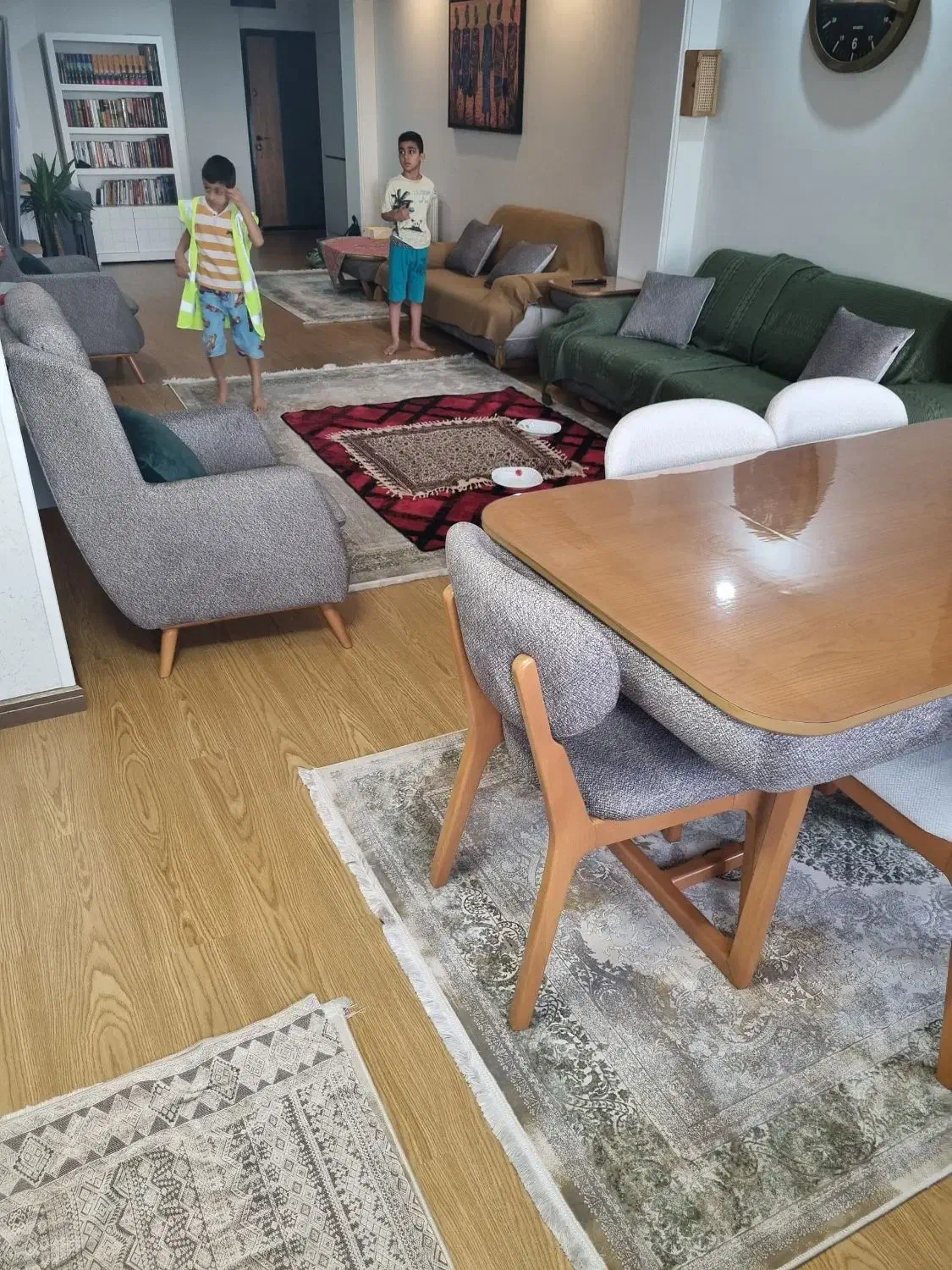 4 تخته فرش، 2 تا 4 و یک 6 و 1.5 متری، خاتون نسکافه|فرش|تهران, پونک|دیوار